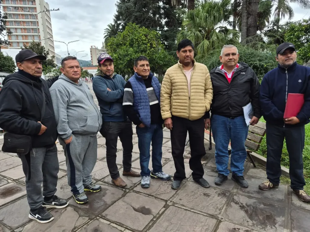 Denuncian conflicto laboral en la empresa Santa Ana