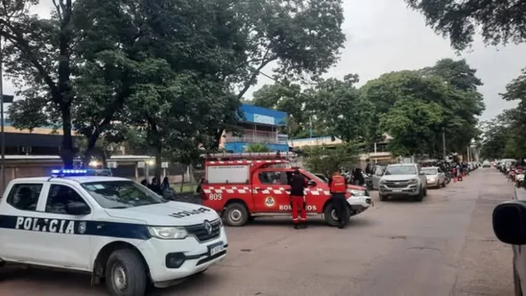 Investigan una amenaza de tiroteo en una escuela de Libertador
