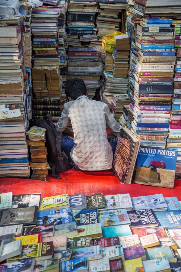 Hoy 26 de abril: Día del Librero