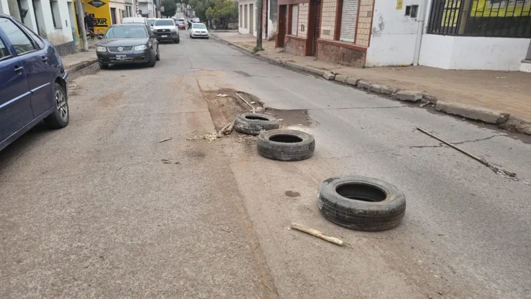 Malestar vecinal por mal estado de calles jujeñas