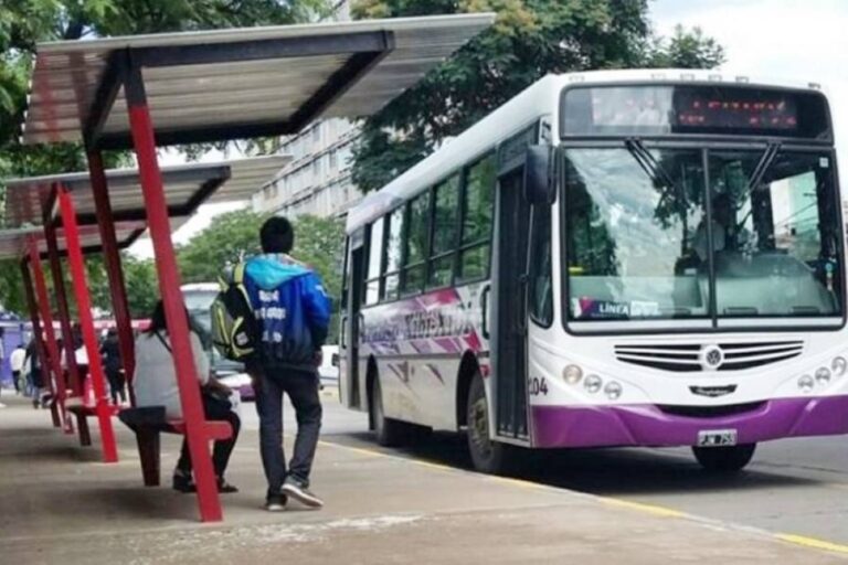 El transporte público atraviesa una situación crítica en Jujuy
