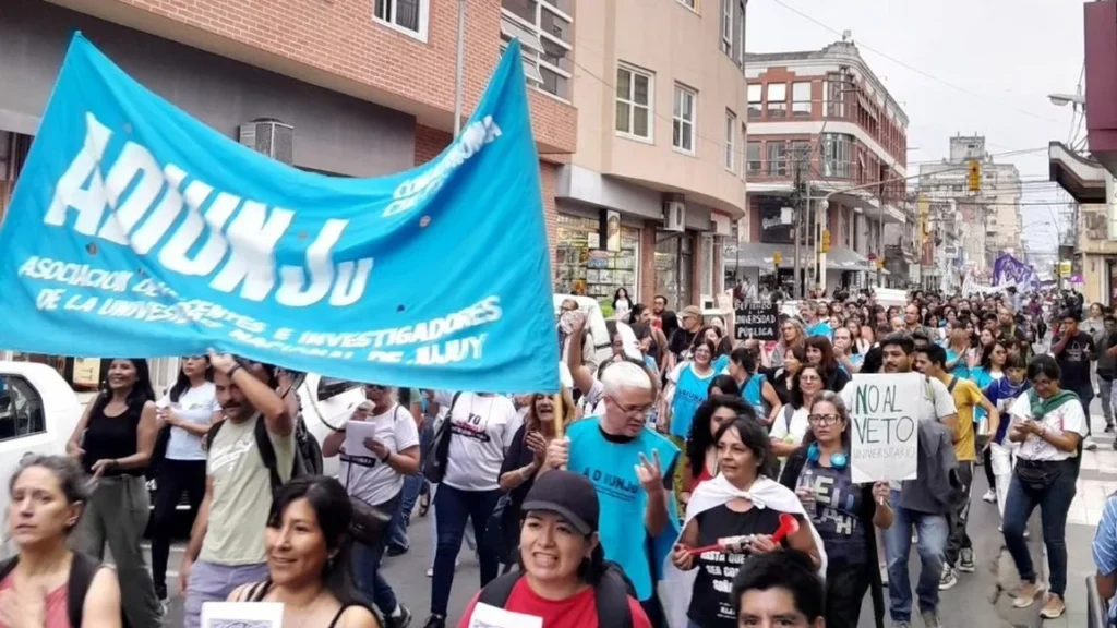 ADIUNJU retoma las medidas de fuerza por una semana