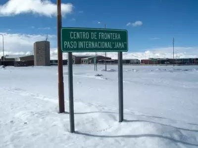 El Paso Internacional de Jama continúa inhabilitado