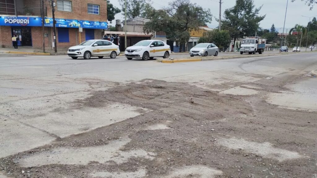 Vecinos de Palpalá denuncian calles deterioradas y riesgos de accidentes