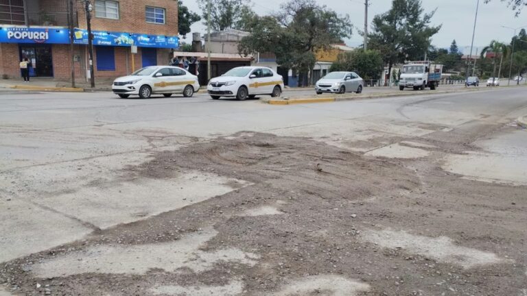 Vecinos de Palpalá denuncian calles deterioradas y riesgos de accidentes