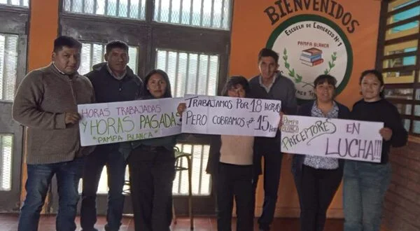 Preceptores jujeños reclaman el pago de horas trabajadas